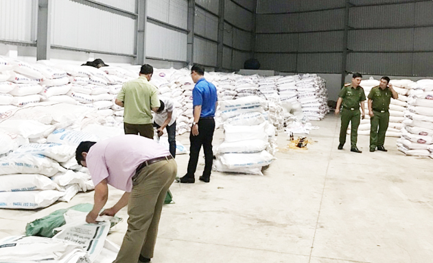 Chặn đường nhập lậu