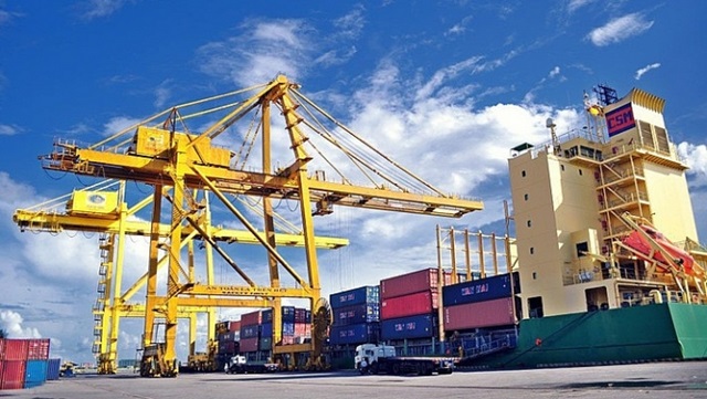 Kim ngạch xuất nhập khẩu đã vượt mốc 400 tỷ USD, thặng dư 6,83 tỷ USD
