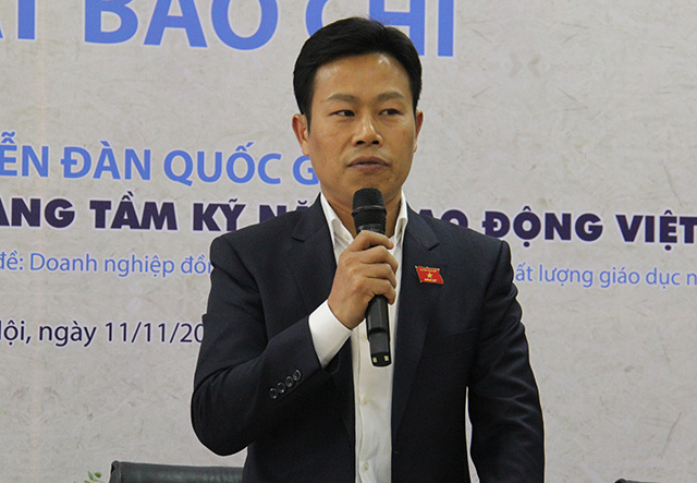 Thu-truong-Le-Quan-thong-tin-d-6736-6384