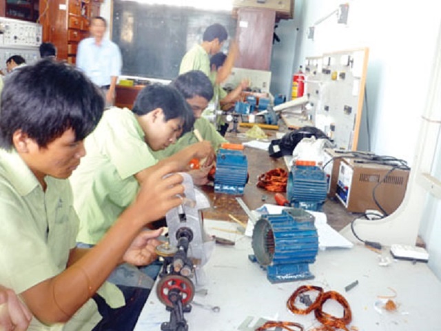 Quang-Ngai-dang-uu-tien-dao-ta-7089-5447