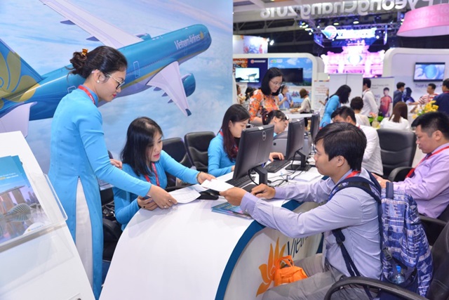 Bay không hành lý ký gửi, giá hấp dẫn trên Vietnam Airlines chặng Hà Nội – Tp. Hồ Chí Minh