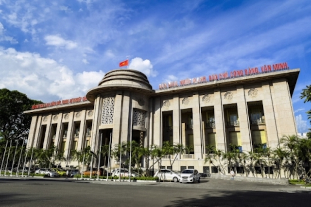 Ngân hàng Nhà nước giảm trần lãi suất tiền gửi và lãi suất cho vay hạn ngắn