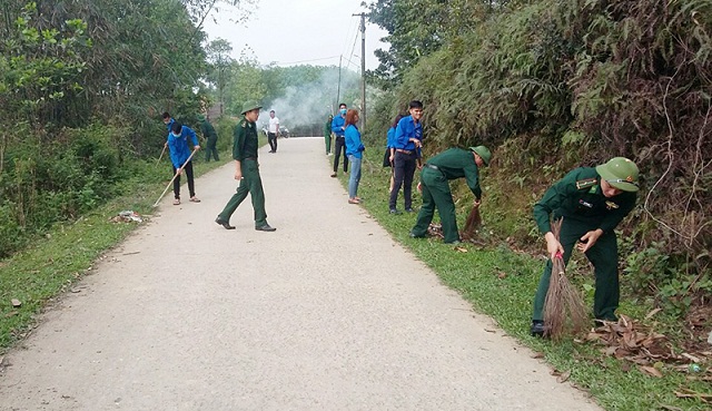 Bộ đội biên phòng chung sức cùng dân xây dựng nông thôn mới