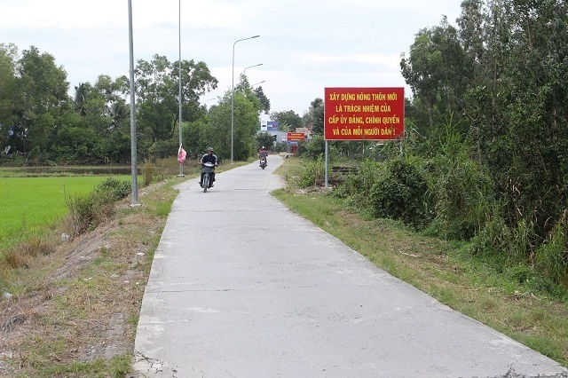 Duong-vao-trung-tam-xa-Hoa-Die-2755-1923