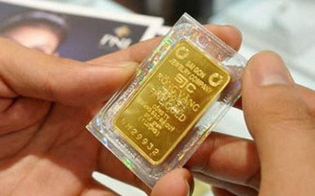 Giá vàng SJC tăng nhanh hướng mốc 43 triệu đồng/lượng