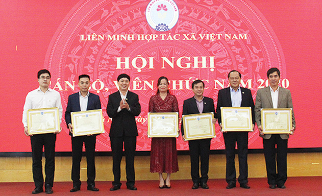 Trang-2-Anh-3-bai-Chinh-2931-1579182414.
