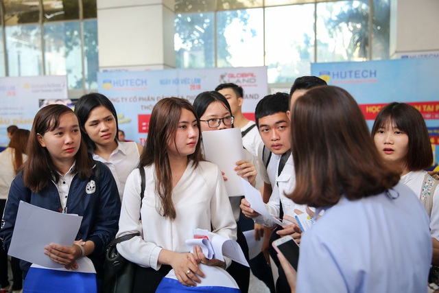 Sau Tết, TP.HCM thiếu khoảng 30.000 chỗ làm việc