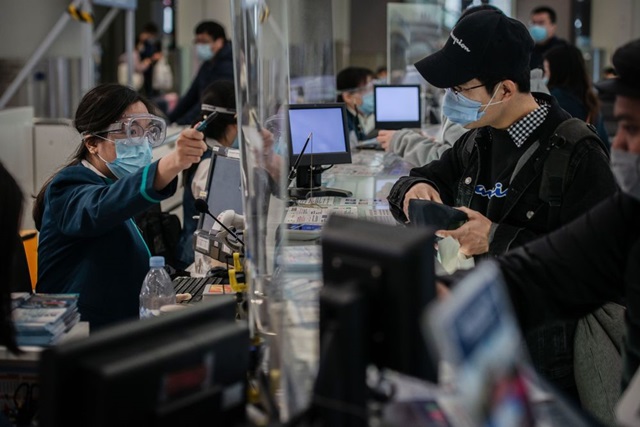 Dow Jones vọt tăng khi nỗi sợ về corona giảm bớt