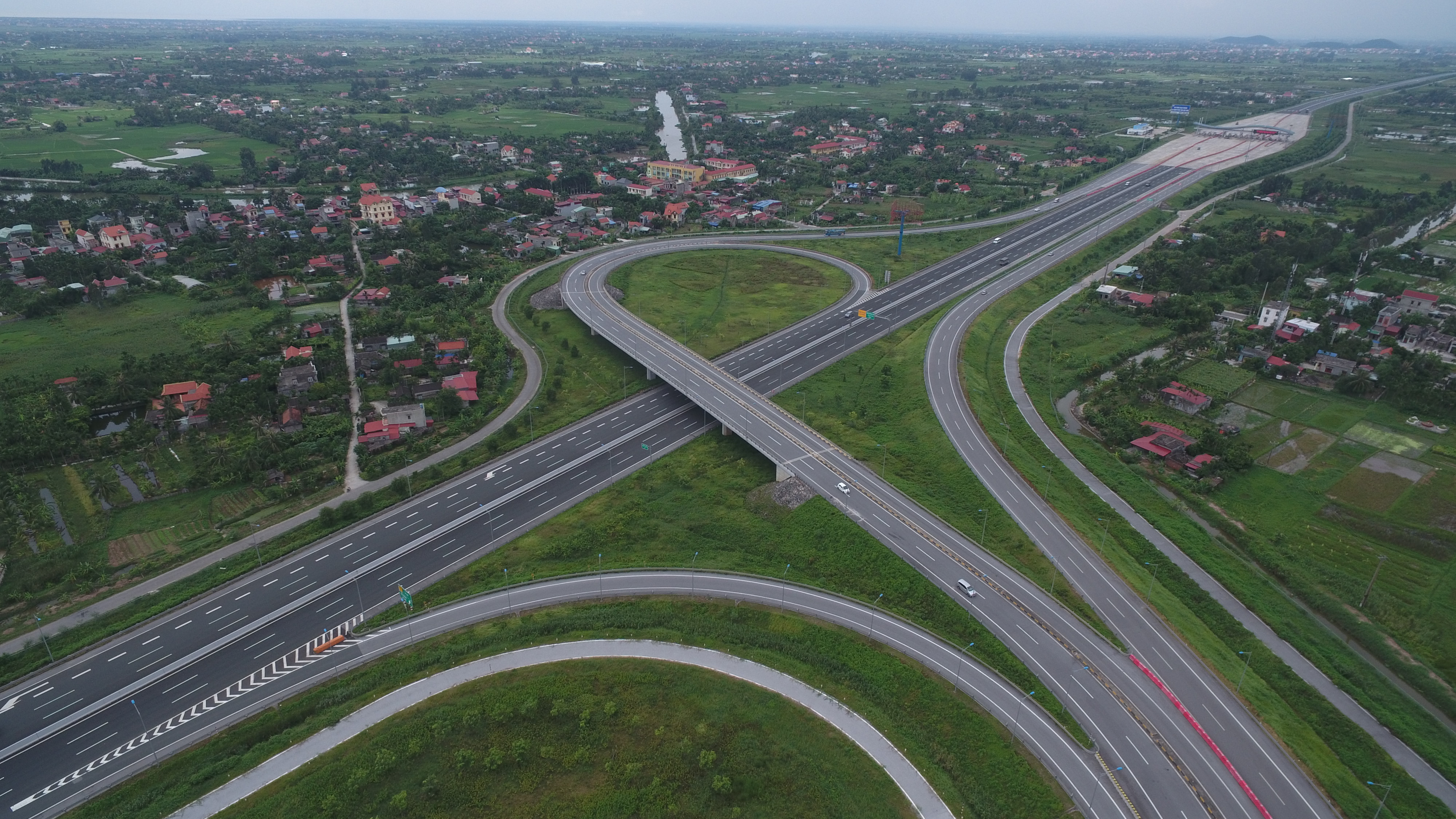 Những dự án giao thông nào 'chạy nước rút' trong năm 2020