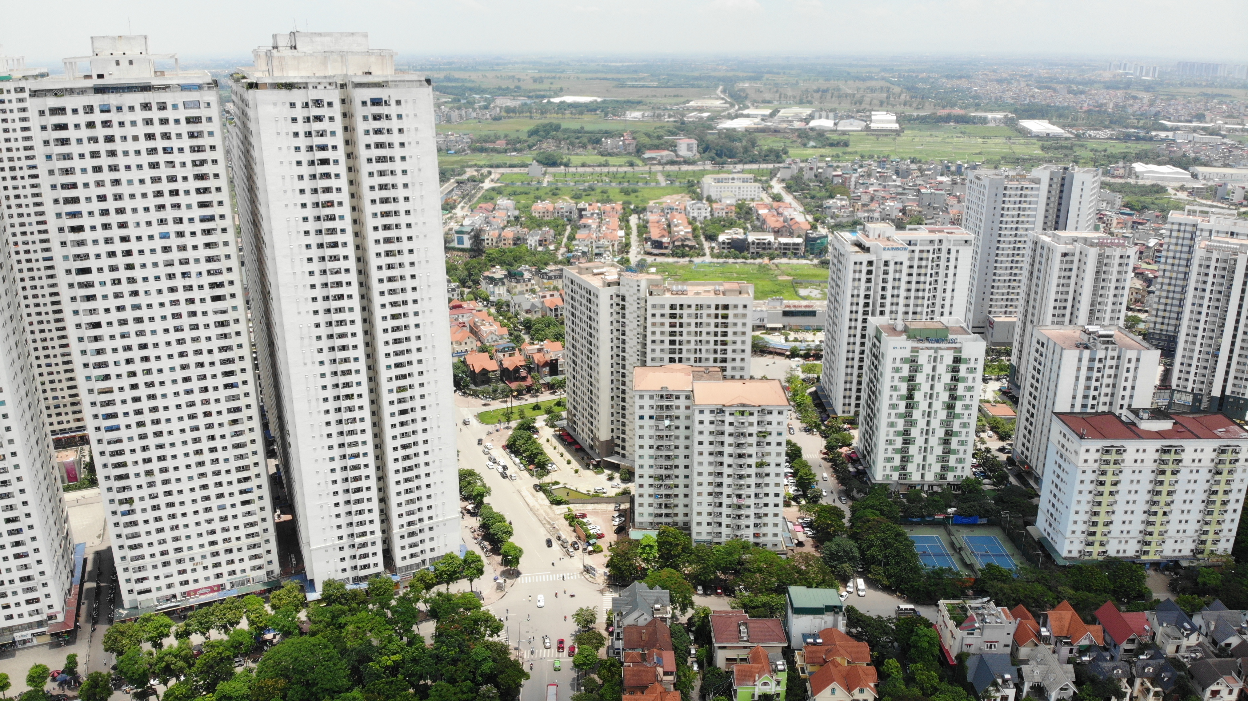 Tăng cường kiểm soát thị trường bất động sản, không để xảy ra sốt nóng, bong bóng