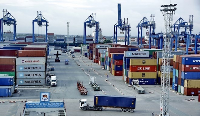 Xuất nhập khẩu, du lịch, vận tải... sẽ thiệt hại ra sao khi dịch Corona kéo dài?