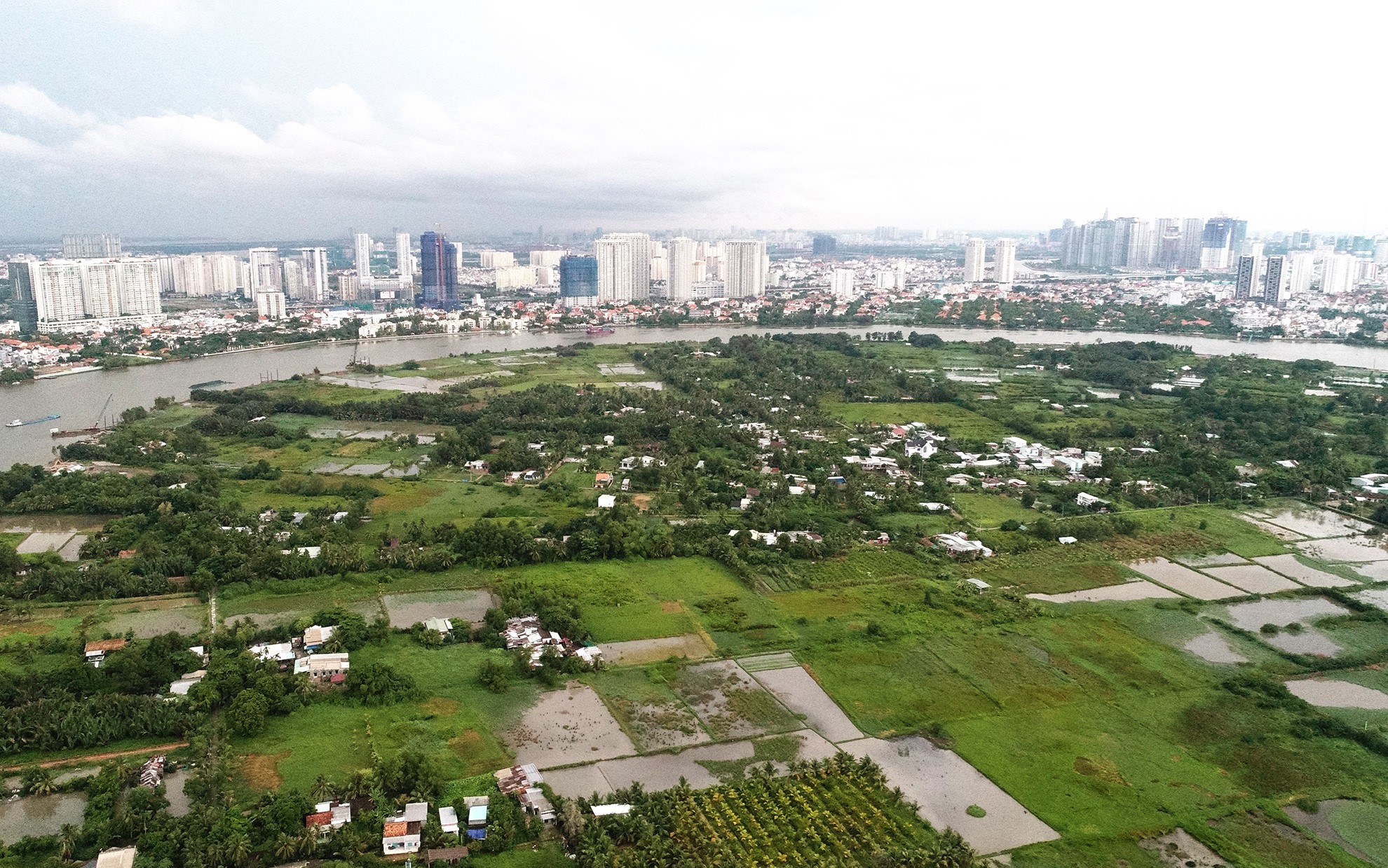 HoREA 'kêu cứu' Chính phủ và Quốc hội gỡ khó cho thị trường bất động sản