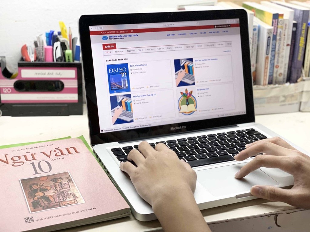 Phòng chống dịch corona: Cơ hội phát triển học online