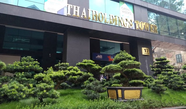 Trước khi lên sàn, Thaiholdings có sử dụng chiêu trò?