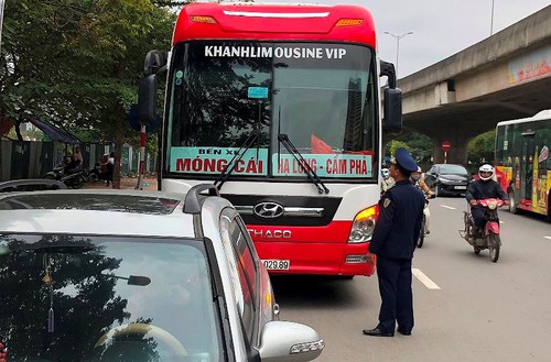 Vận tải vừa thất thu, vừa lo nặng thủ tục