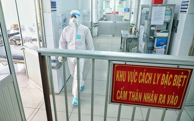 Tạm dừng nhập cảnh người đến từ vùng có dịch COVID-19