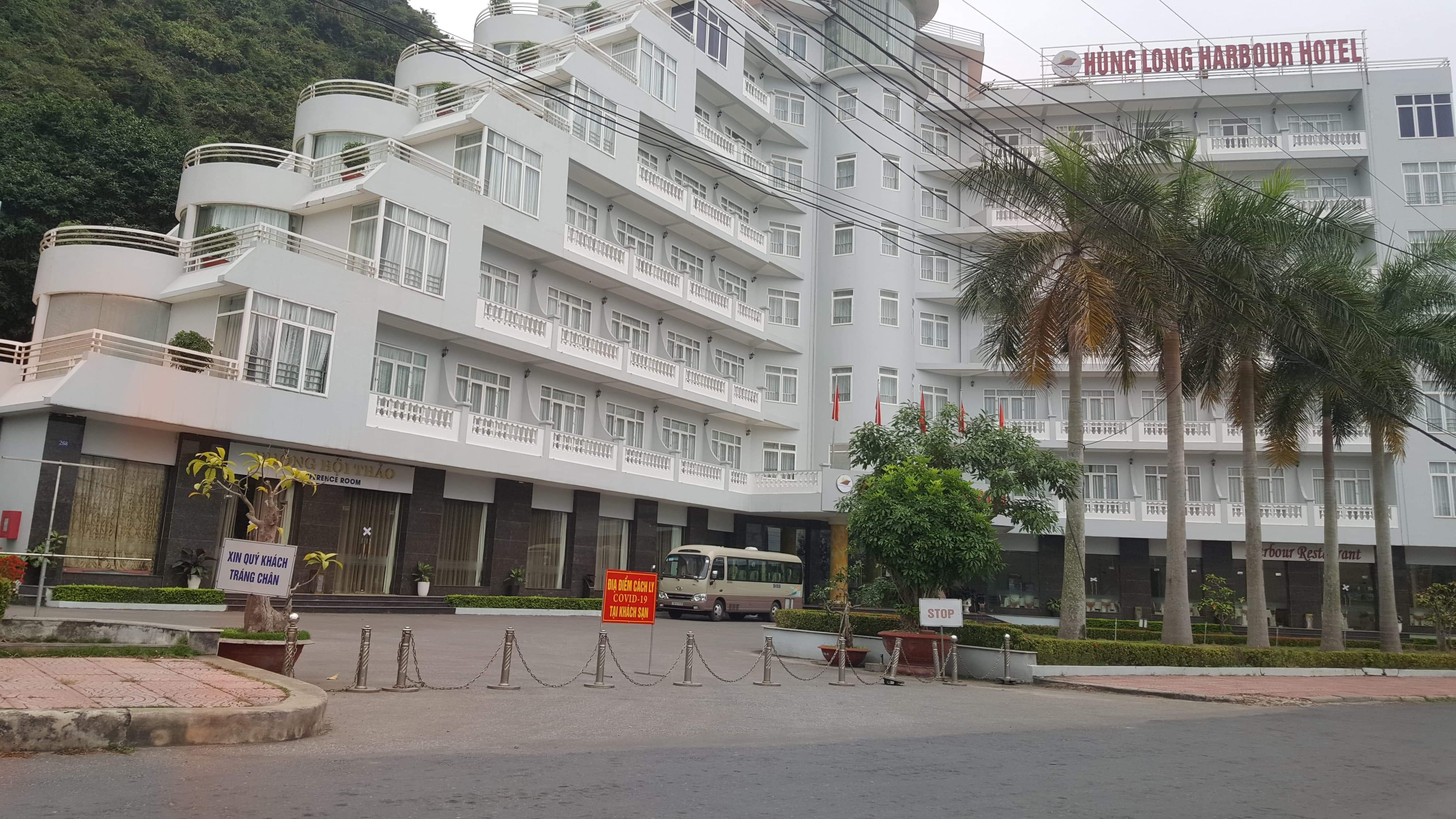 Hải Phòng: Vừa cách ly, phong tỏa 1 khách sạn lớn ở Cát Bà