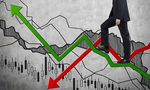 Mây đen có che mờ thị trường chứng khoán quý II?