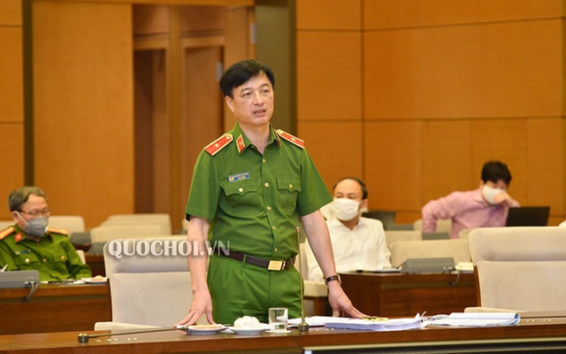 Tiến tới bãi bỏ sổ hộ khẩu, quản lý bằng mã số định danh