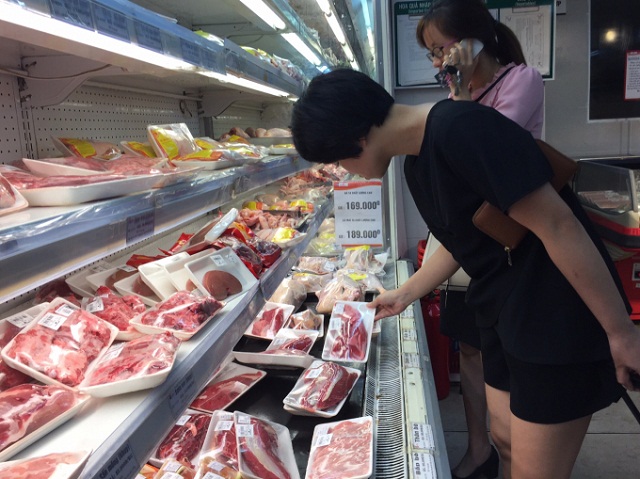 Vì sao giá thịt lợn vẫn chưa thể bình ổn?