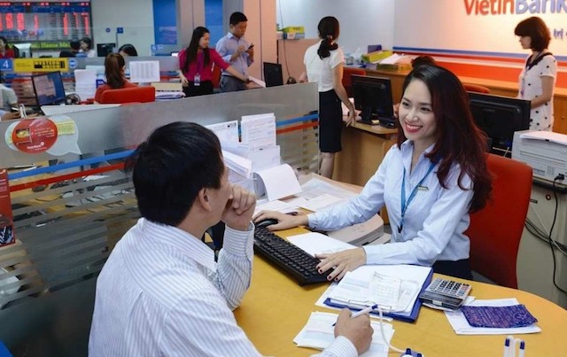 Đi tìm căn nguyên việc ngân hàng 'mạnh tay' tăng nhân sự và lương, thưởng quý I/2020