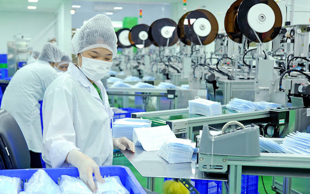 Doanh nghiệp y tế, dược phẩm ‘lãi đậm’ nhờ sản xuất mặt hàng chống dịch Covid-19