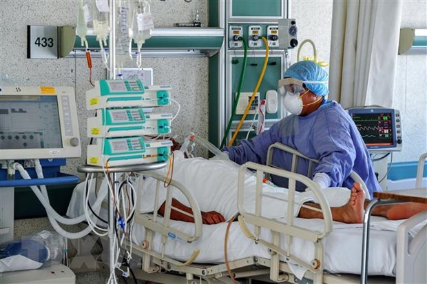 Dịch COVID-19: Pháp kết thúc 8 tuần phong tỏa