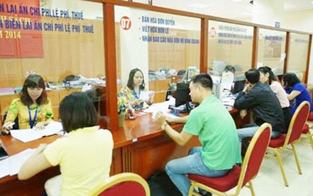 Đồng loạt giảm nhiều loại phí trong các lĩnh vực của nền kinh tế