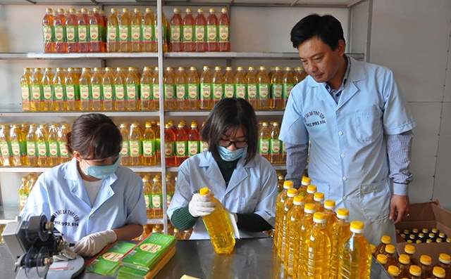 Xây dựng sản phẩm đặc trưng bằng liên kết sản xuất theo chuỗi