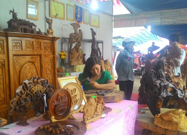 Mang hồn Việt vào từng vân gỗ