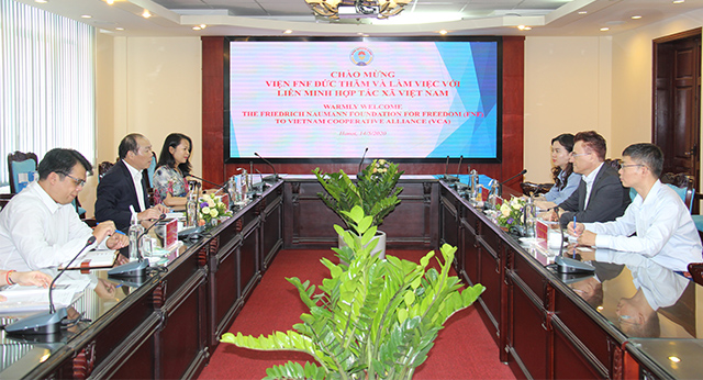 Tăng cường hợp tác giữa VCA với FNF