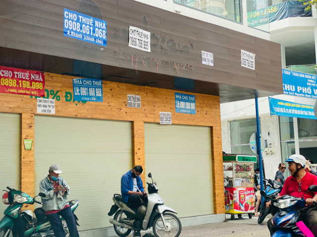 20-5-Ban-le-mat-pho-8709-1589961162.jpg