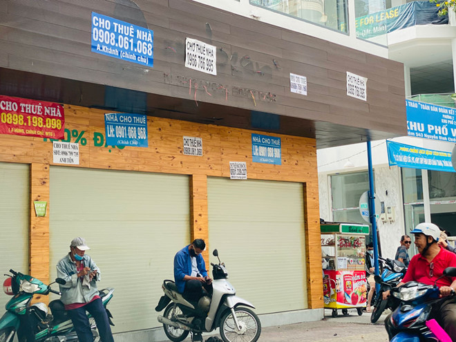 Mặt bằng bán lẻ mặt phố vẫn 'lao đao' sau dịch?