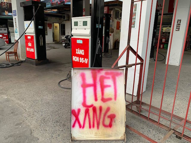 Có hay không việc 'găm hàng' chờ xăng tăng giá?