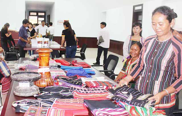 Bình Phước tạo việc làm cho người dân tộc thiểu số