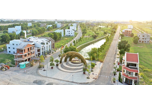Dự án Làng Sen Việt Nam tăng tốc thành 'Khu đô thị kiểu mẫu' của khu Tây