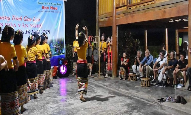 Sáng bừng bức tranh nông thôn mới ở Nghệ An