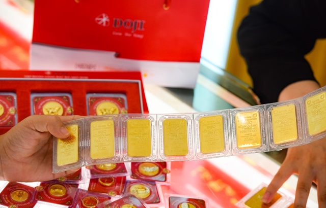 Giá vàng hôm nay 10/6 tăng mạnh trở lại
