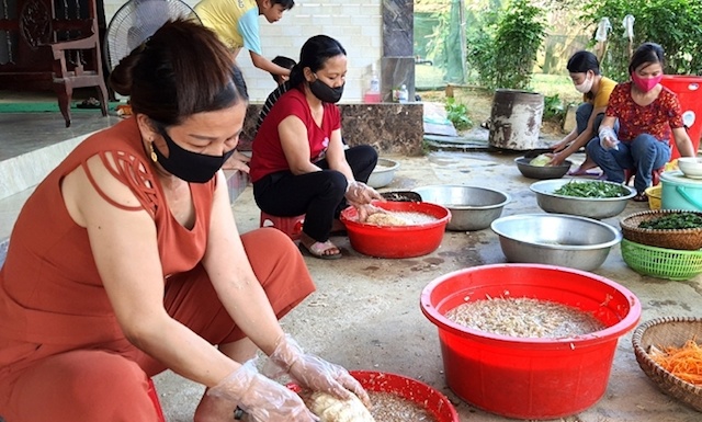 Nhut-mit-Huong-Lien-2-9011-1591860447.jp