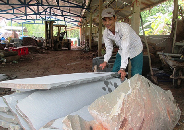 Nâng cao thu nhập gắn với sản xuất an toàn