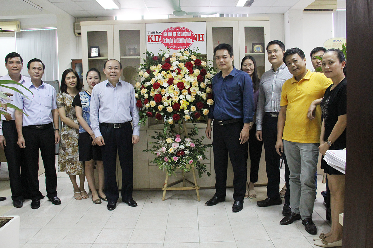 Chủ tịch VCA Nguyễn Ngọc Bảo thăm và chúc mừng Thời báo Kinh Doanh nhân ngày Báo chí Cách mạng Việt Nam