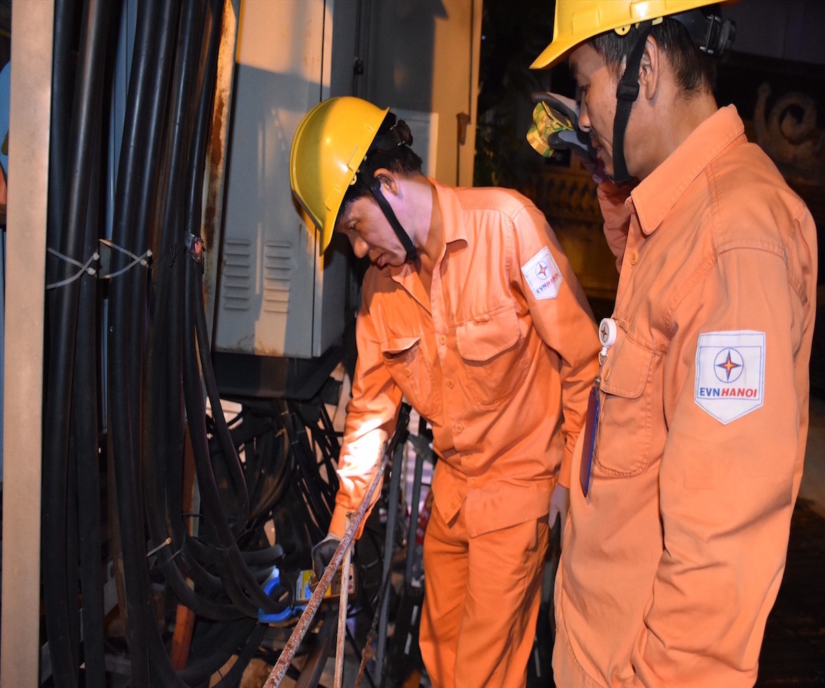 Hóa đơn điện tăng và chuyện 'một mất mười ngờ'