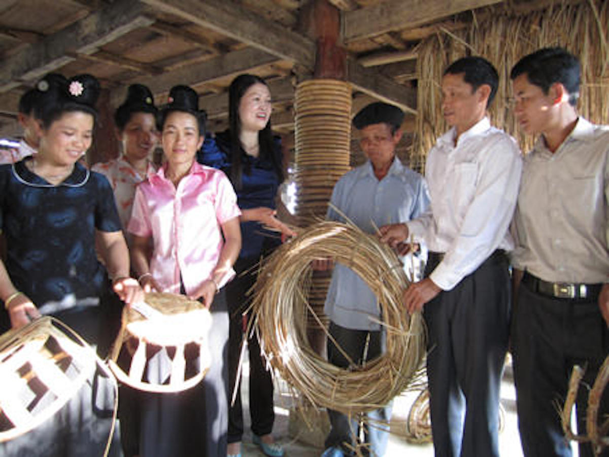 HTX làng nghề mây tre đan Nà Tấu 'giữ lửa' nghề cho cộng đồng người Thái