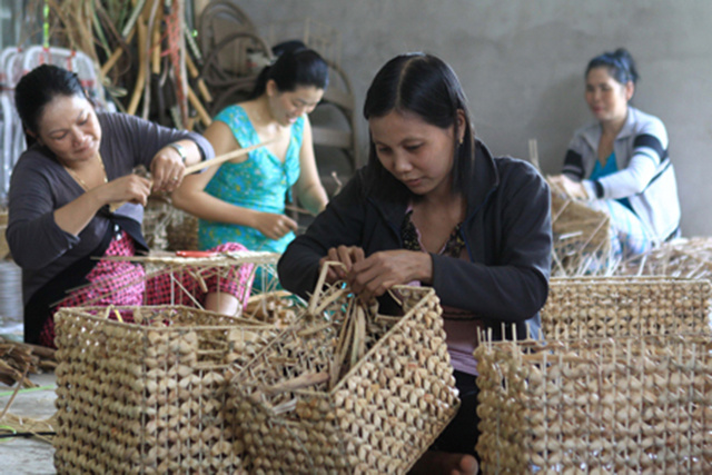 Day-nghe-dan-lam-ghe-may-cho-n-7100-9912