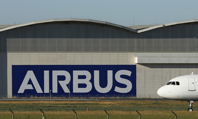 Tháng thứ ba liên tiếp, Airbus không bán được máy bay