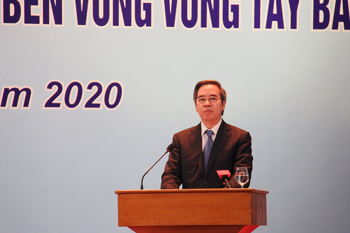 Uy-vien-Bo-chinh-tri-Bi-thu-Tr-9138-2079
