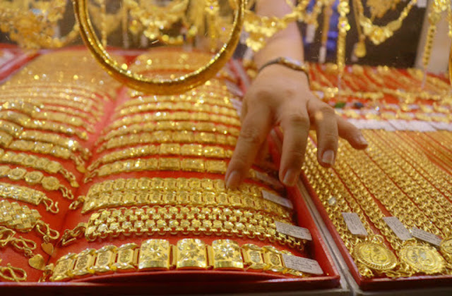 Vàng tăng 'điên đảo', doanh nghiệp liệu có hốt bạc?