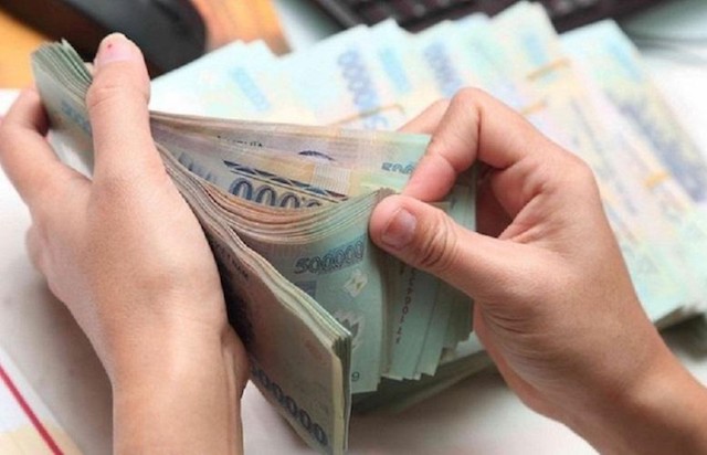 Tín dụng tắc đầu ra, ngân hàng dịch chuyển dòng tiền vào lĩnh vực mới