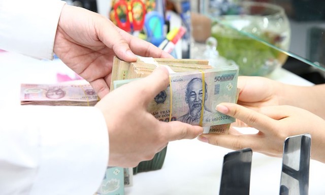 Không nên lùi lộ trình siết tỷ lệ vốn ngắn hạn cho vay trung dài hạn?