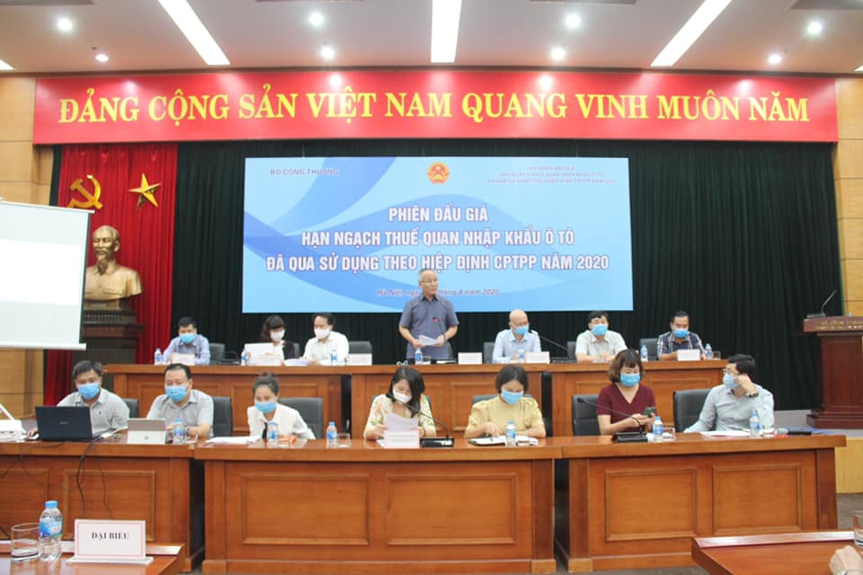 Lần đầu đấu giá hạn ngạch thuế quan nhập khẩu 66 chiếc ô tô đã qua sử dụng